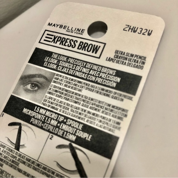 Maybelline New York Express Brow Ultra Slim Pencil - Deep Brown 260 NWT - Picture 6 of 7